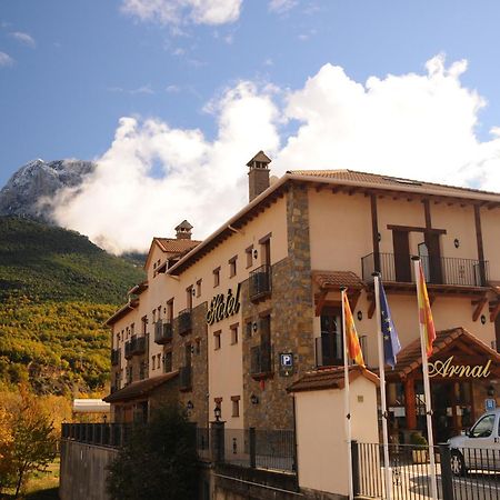 Hotel Arnal Эскалона Экстерьер фото